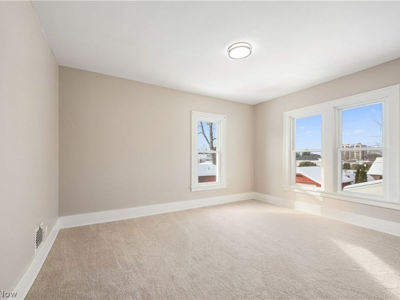 165 Oak Knoll Avenue NE, Warren, OH 44483 Photo 25