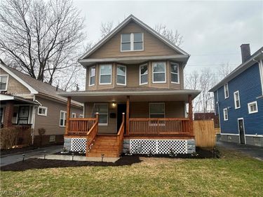 1442 E 133rd Street, East Cleveland, OH 44112