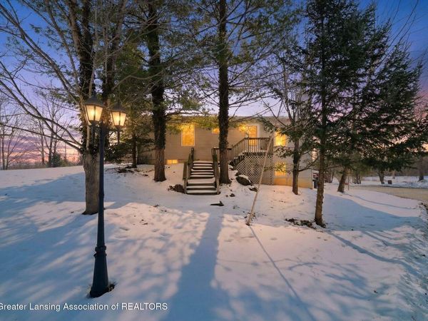 7362 S Lacey Lake Road, Bellevue, MI 49021