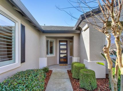 2701 Robinson Creek Ln, Elk Grove, CA 95758 Photo