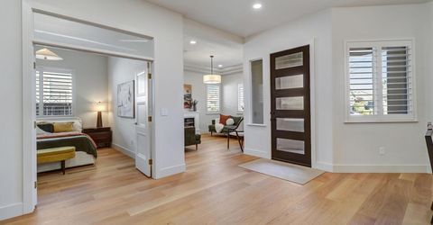 2701 Robinson Creek Ln, Elk Grove, CA 95758 Photo