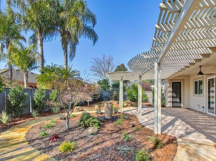 2701 Robinson Creek Ln, Elk Grove, CA 95758 Photo