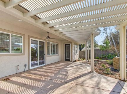 2701 Robinson Creek Ln, Elk Grove, CA 95758 Photo