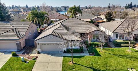 2701 Robinson Creek Ln, Elk Grove, CA 95758 Photo