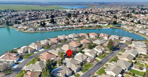 2701 Robinson Creek Ln, Elk Grove, CA 95758 Photo