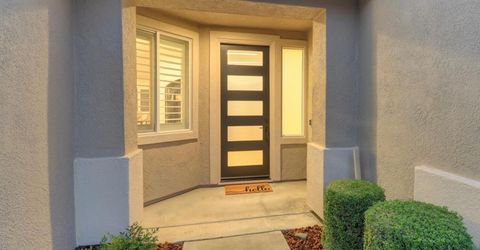 2701 Robinson Creek Ln, Elk Grove, CA 95758 Photo