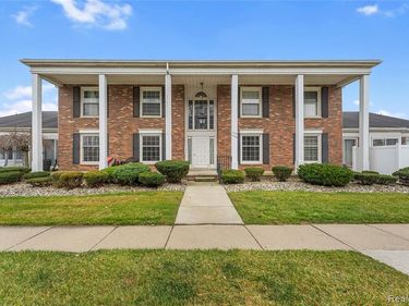 4655 Leisure Lane, Trenton, MI 48183