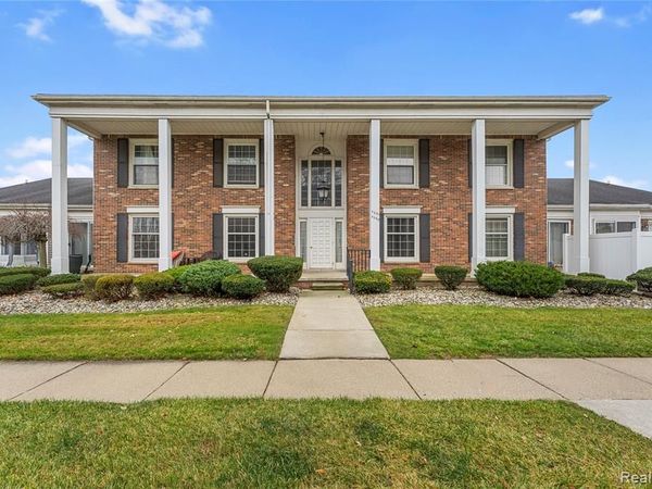 4655 Leisure Lane, Trenton, MI 48183