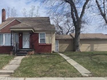 19130 Trinity Street, Detroit, MI 48219