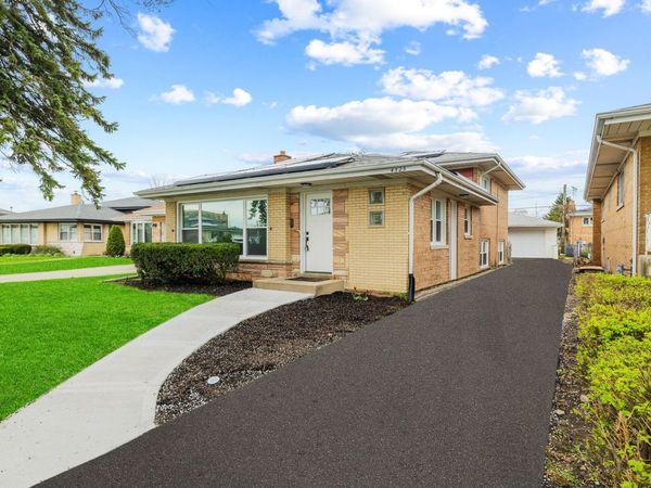 4525 N Plainfield Avenue, Norridge, IL 60706