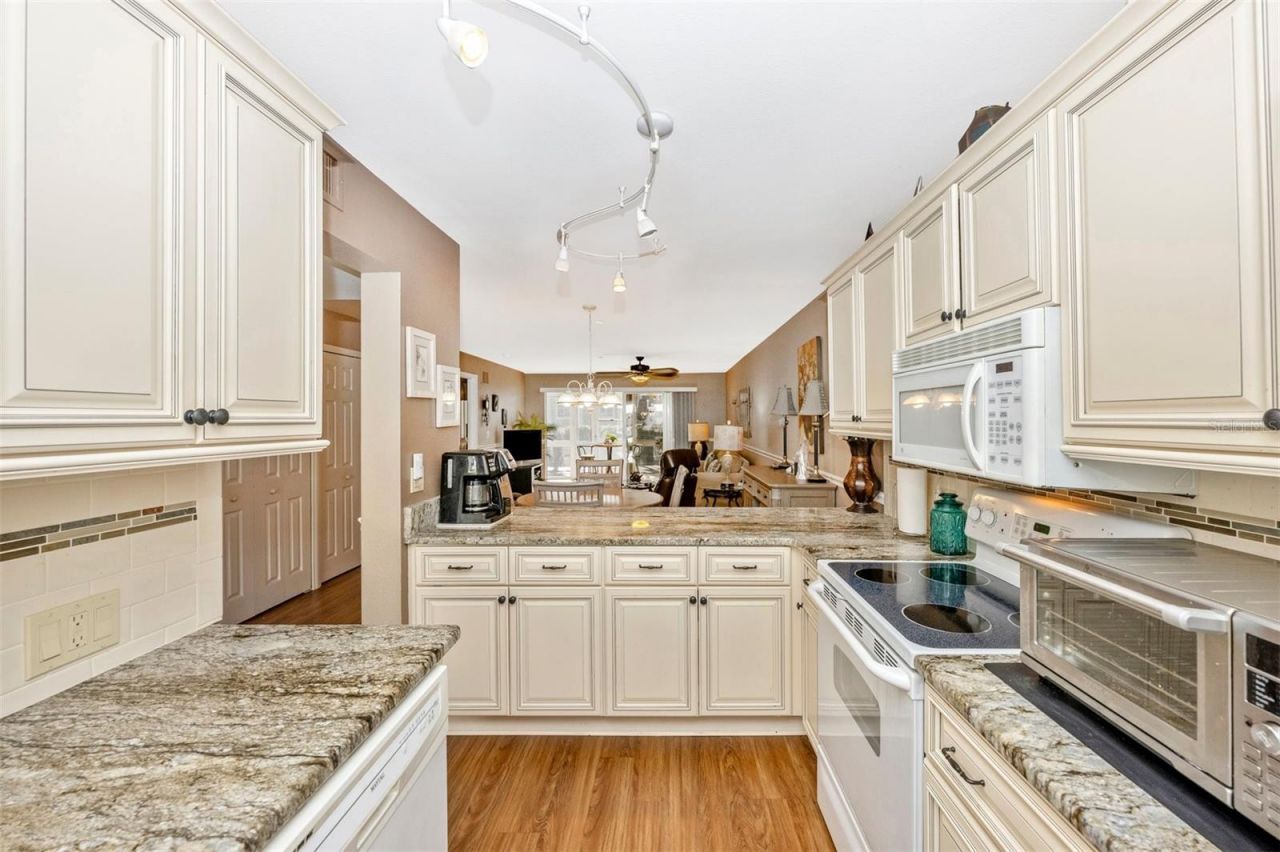 150 Harborside Avenue, Unit 129, Punta Gorda, FL 33950 Photo