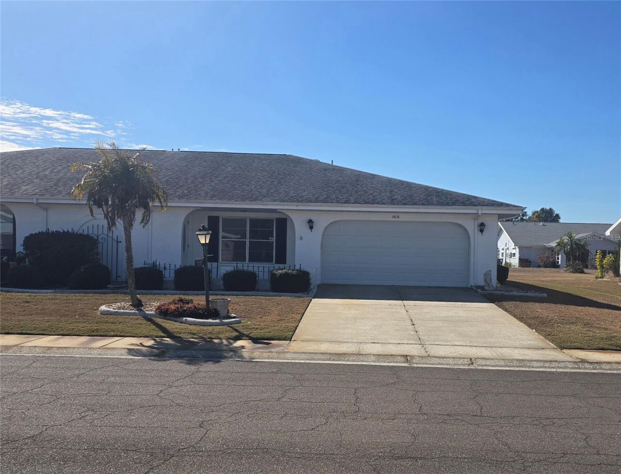 1616 Bentwood Drive, Sun City Center, FL 33573 Main Photo