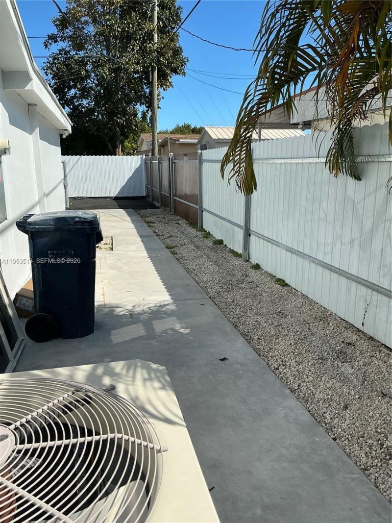 14821 SW 104th Ave, Miami, FL 33176 Photo