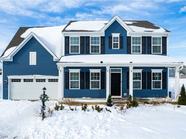 9254 Winfield Lane, North Ridgeville, OH 44039