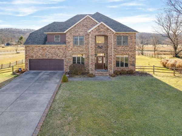 64 Pebble Beach Road, Clever, MO 65631