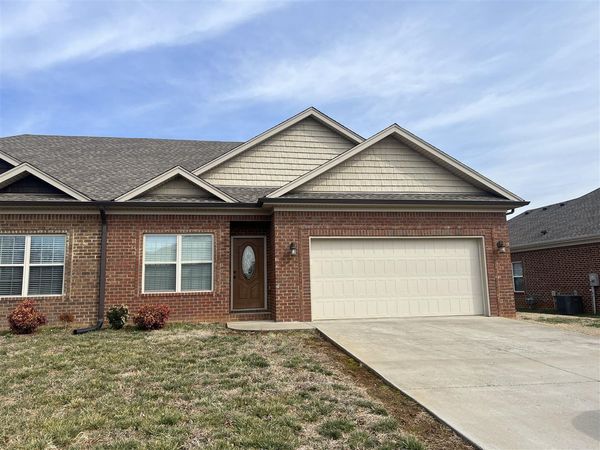 1126 Springfield Boulevard , Bowling Green, KY 42104
