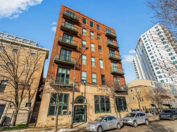 1632 S Indiana Avenue, Unit 302, Chicago, IL 60616