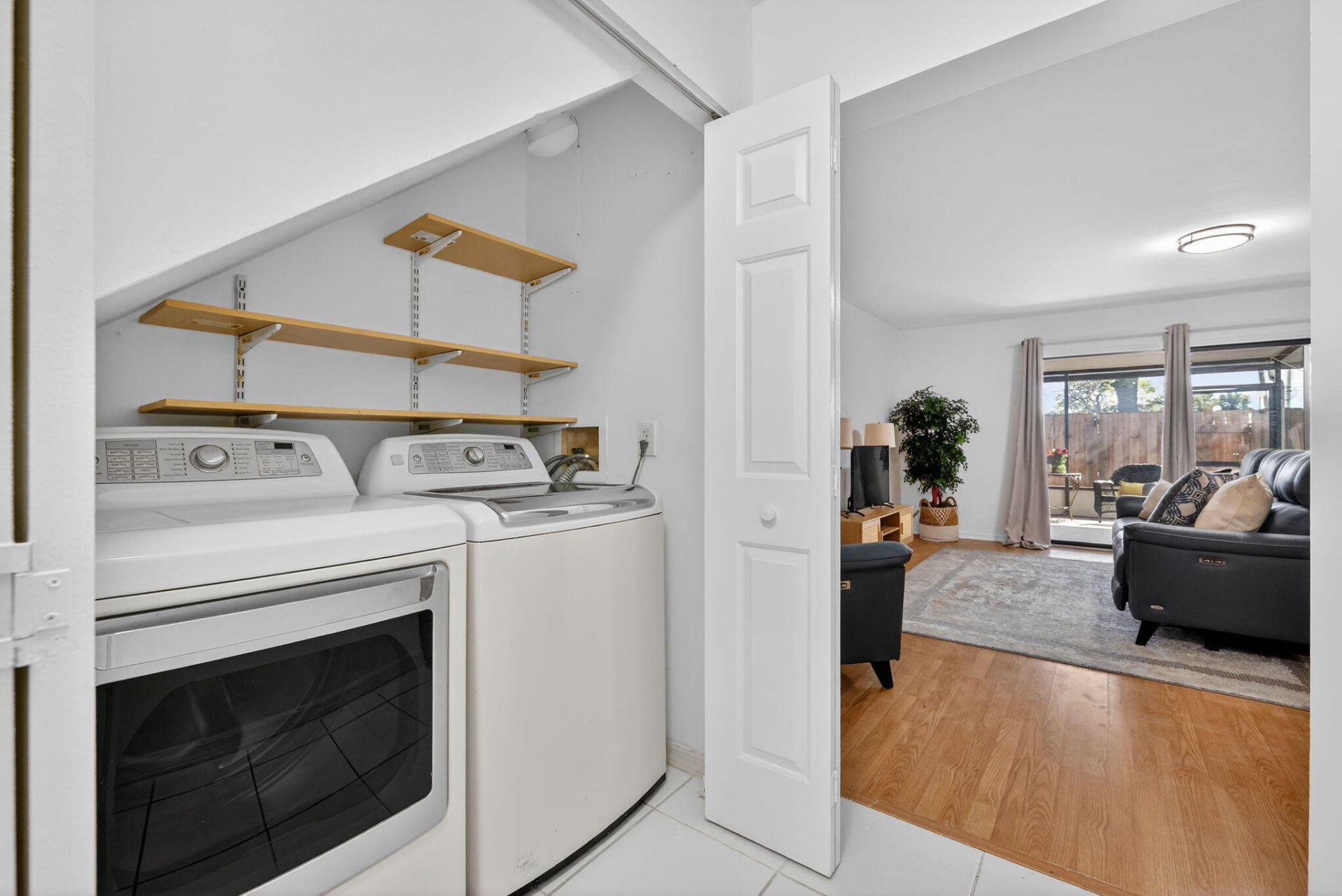 2090 Colonial Road, Unit 5, Fort Pierce, FL 34950 Photo