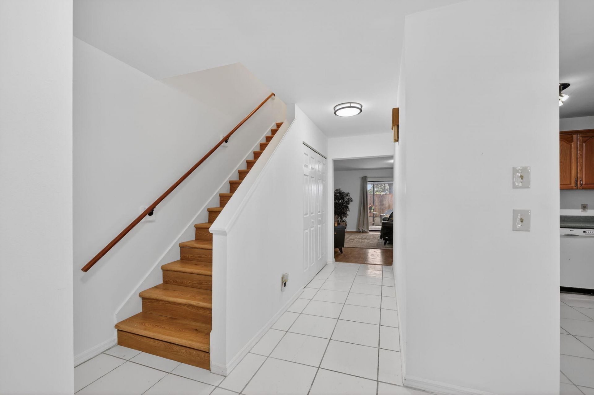 2090 Colonial Road, Unit 5, Fort Pierce, FL 34950 Photo