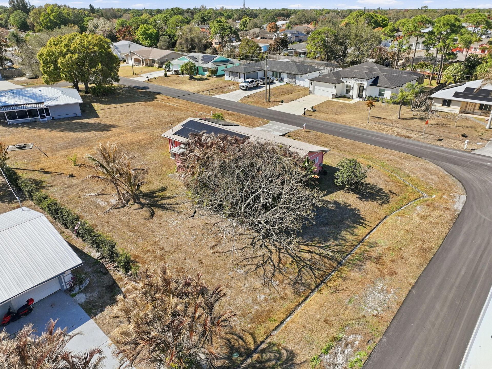 572 SE Fallon Drive, Port Saint Lucie, FL 34983 Photo