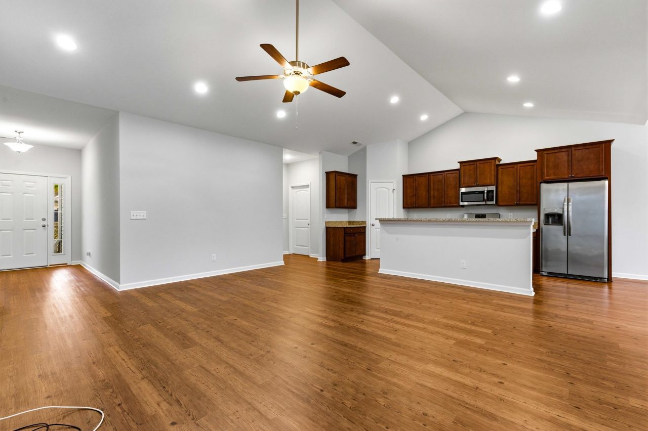 171 Palm Terrace Loop Photo 5