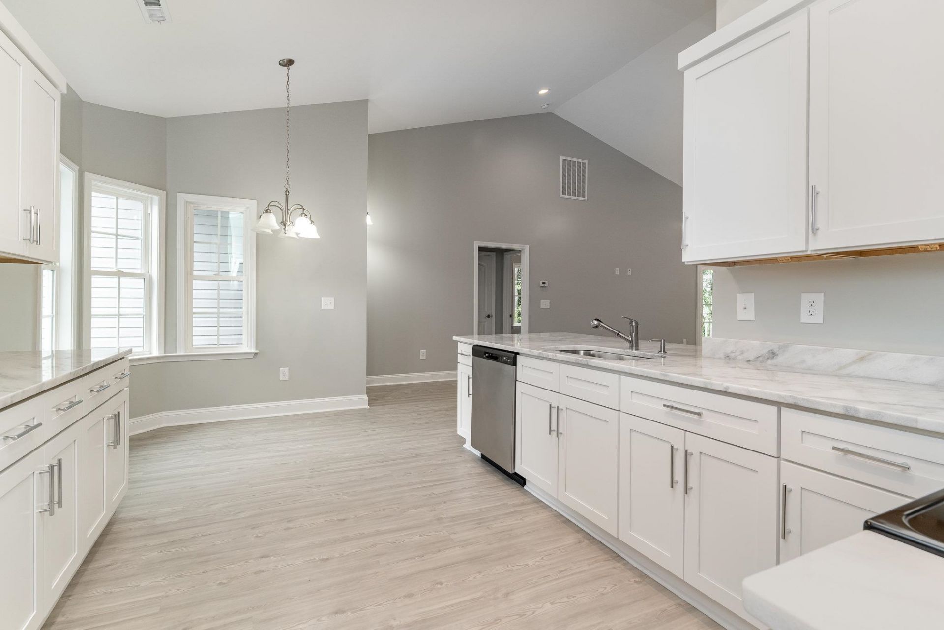 652 Goretown Loop Photo 14