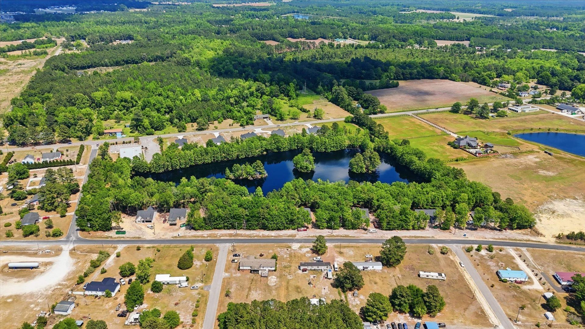 652 Goretown Loop Photo 41