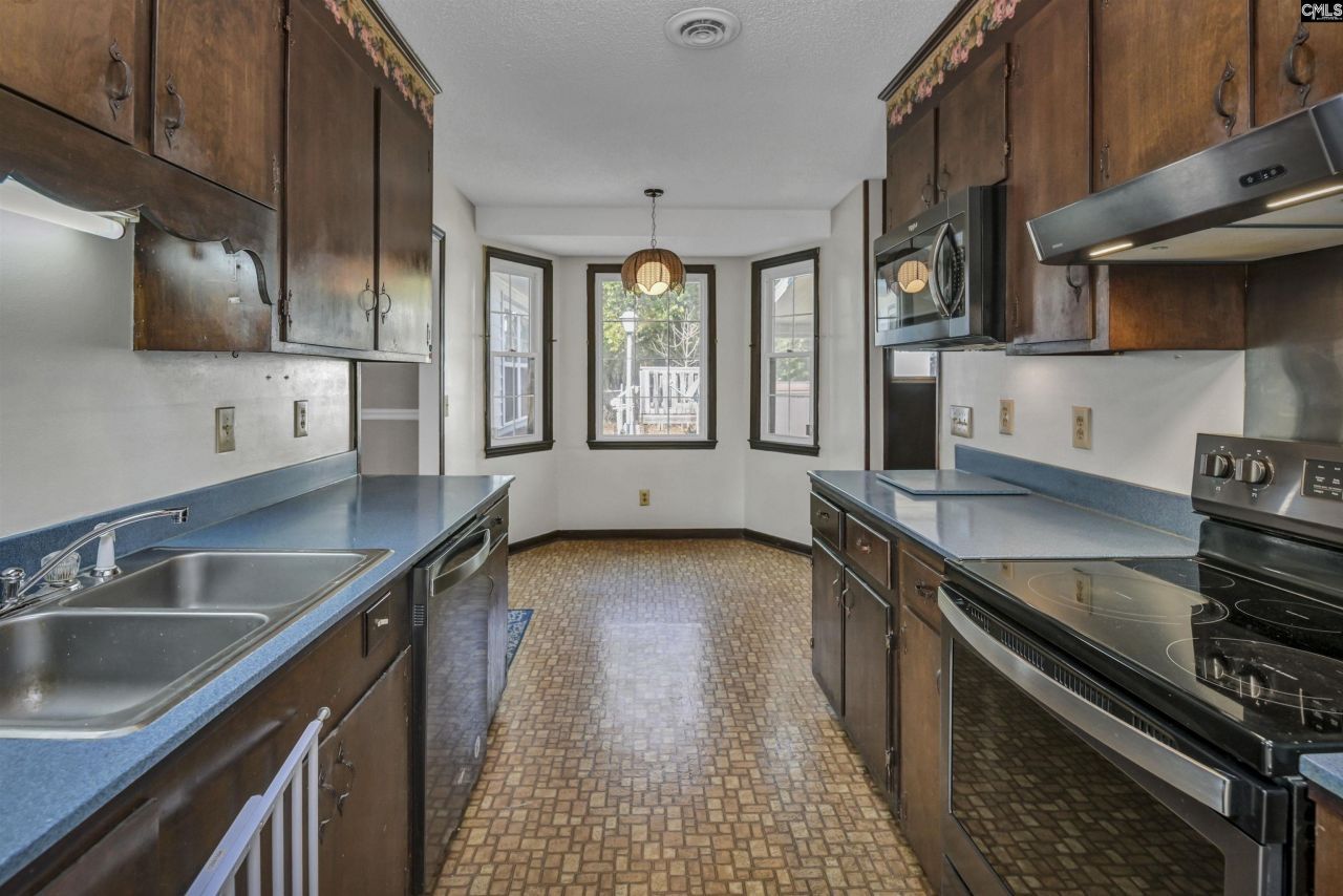 2312 S Partridge Circle  Photo 10