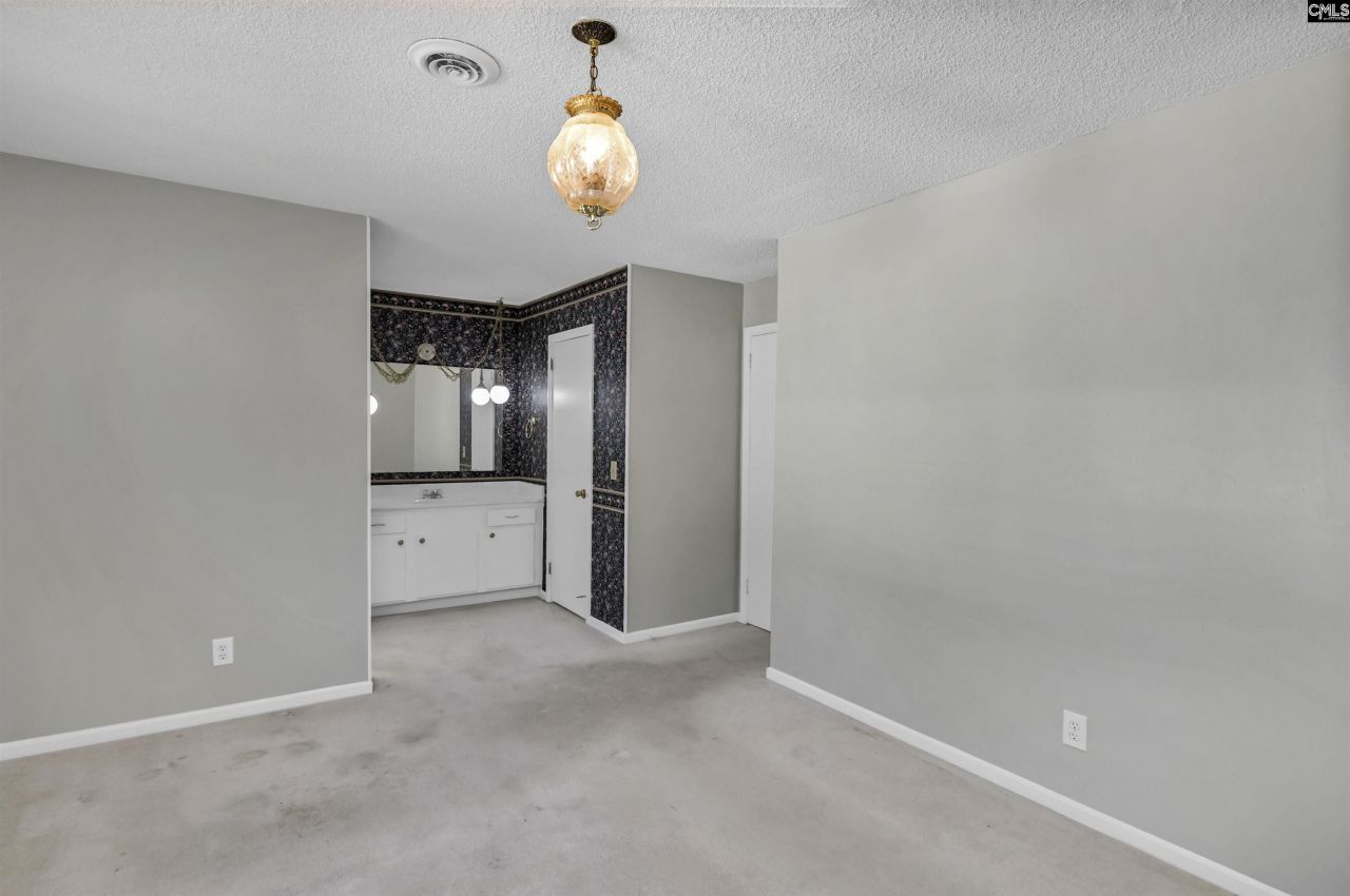 2312 S Partridge Circle  Photo 19