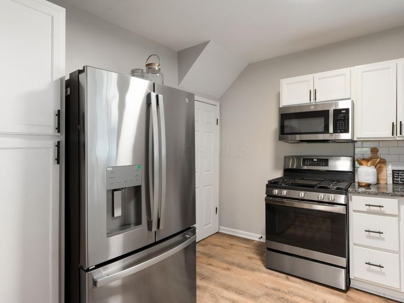 1873 Rosemont Avenue, Columbus, OH 43223 Photo 7