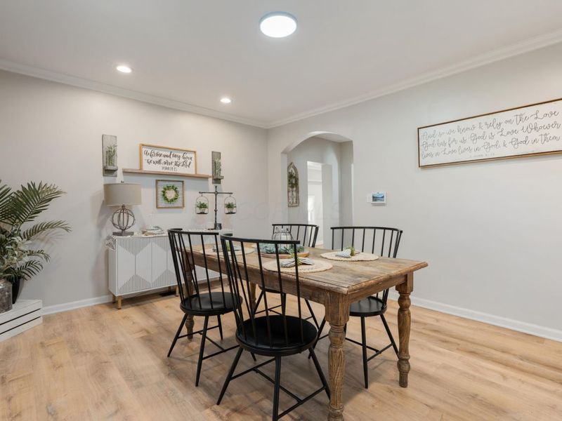 1873 Rosemont Avenue, Columbus, OH 43223 Photo 9