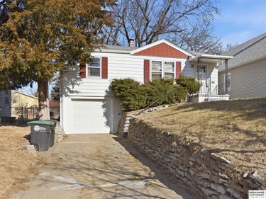 1328 Washington Street, Omaha, NE 68107