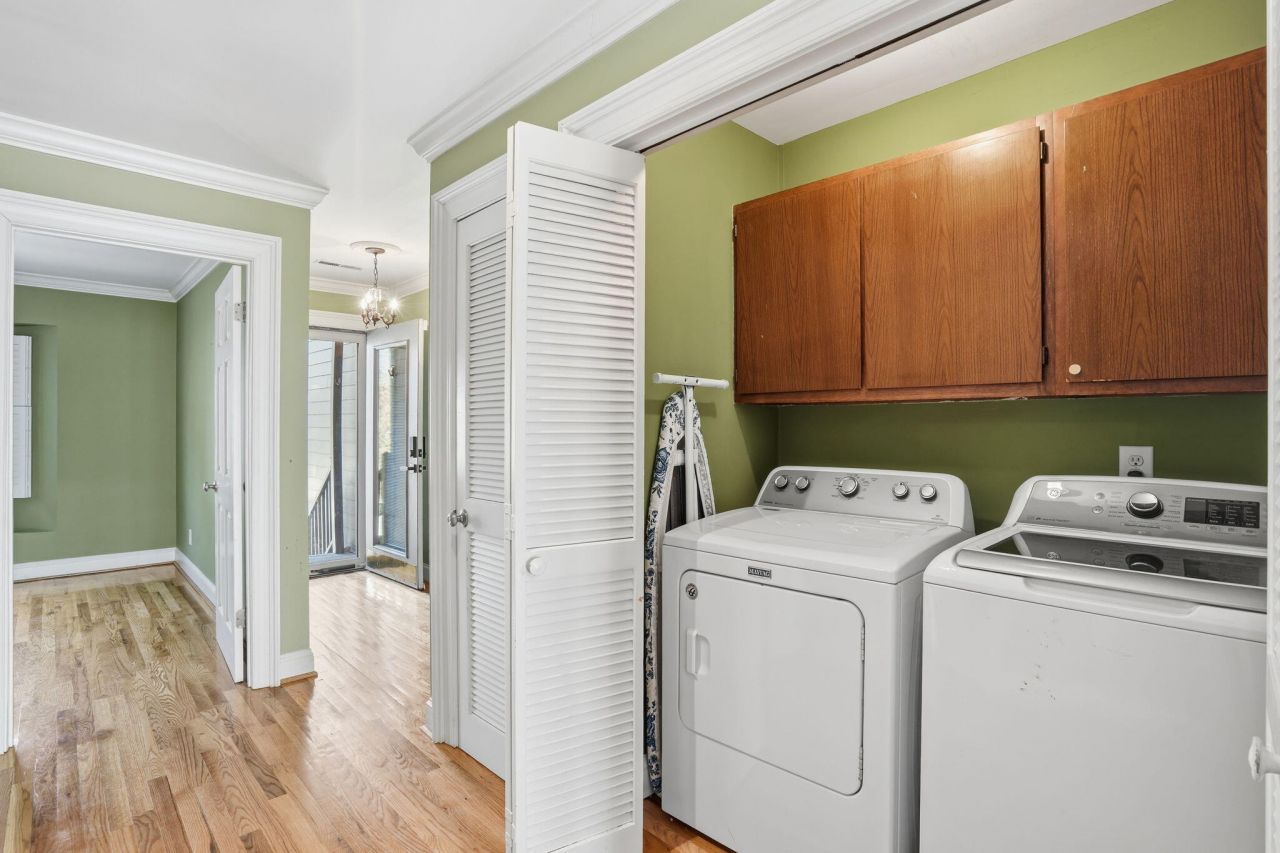 233 Lands End Drive Photo 12