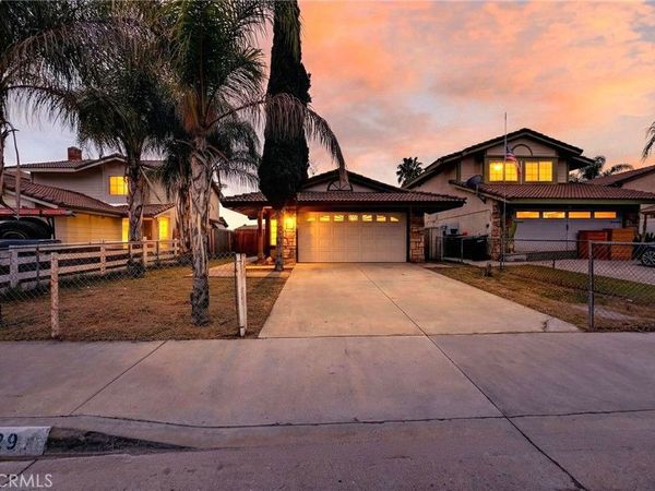 129 Olivetree Drive, Perris, CA 92571