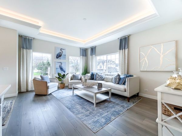 245 Regency Court, Unit E, Wauconda, IL 60084