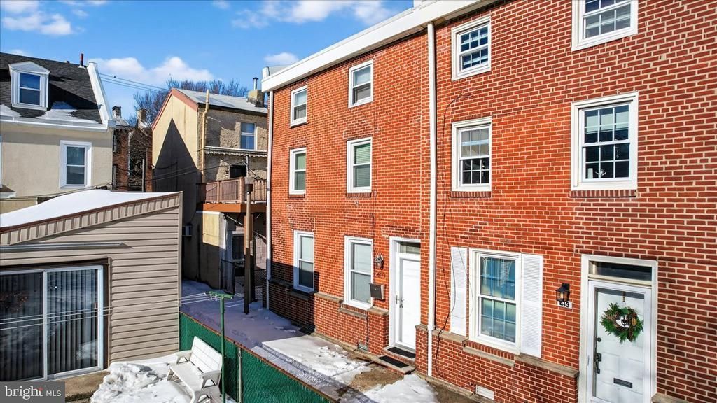 409 E George Street, Philadelphia, PA 19125 Main Photo