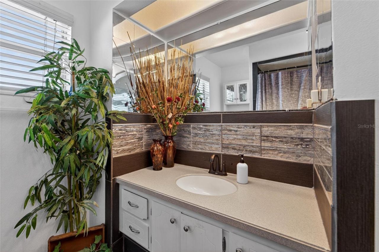 1231 Newport Avenue, Lakeland, FL 33801 Photo