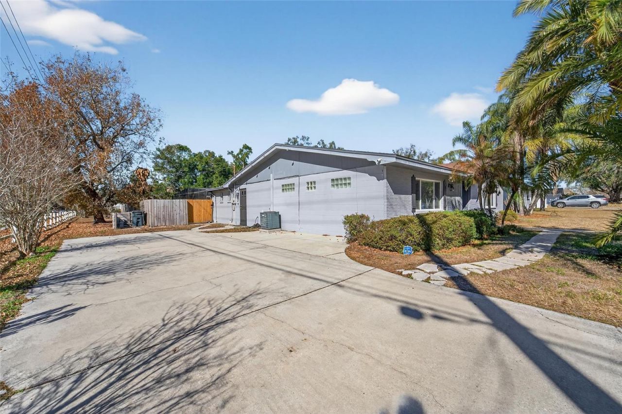 1231 Newport Avenue, Lakeland, FL 33801 Photo