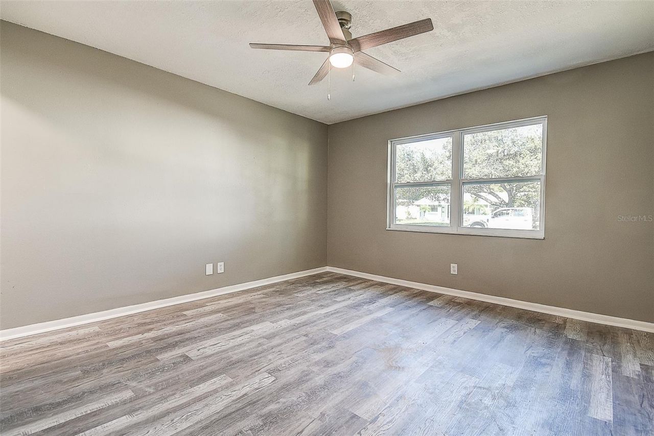 130 42nd Avenue N, Saint Petersburg, FL 33703 Photo