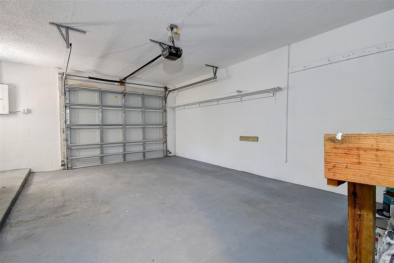 130 42nd Avenue N, Saint Petersburg, FL 33703 Photo