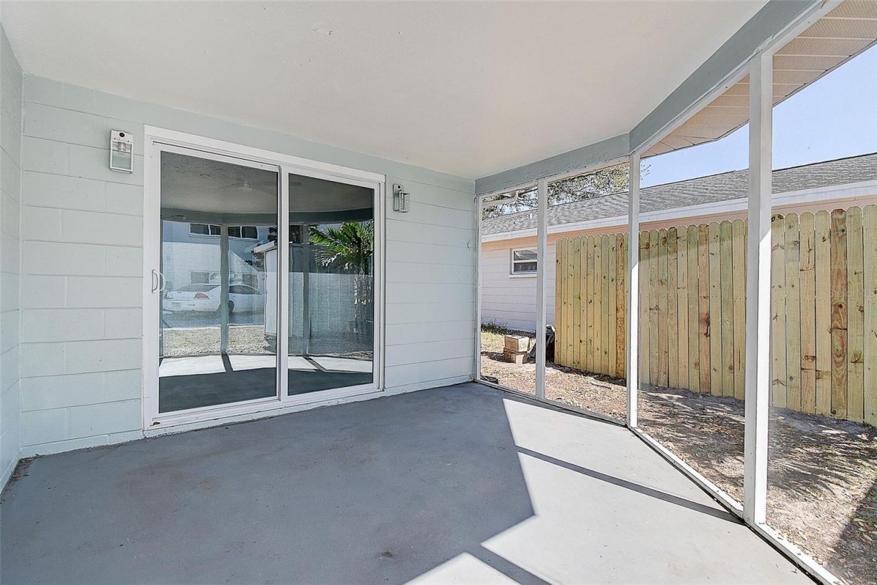 130 42nd Avenue N, Saint Petersburg, FL 33703 Photo