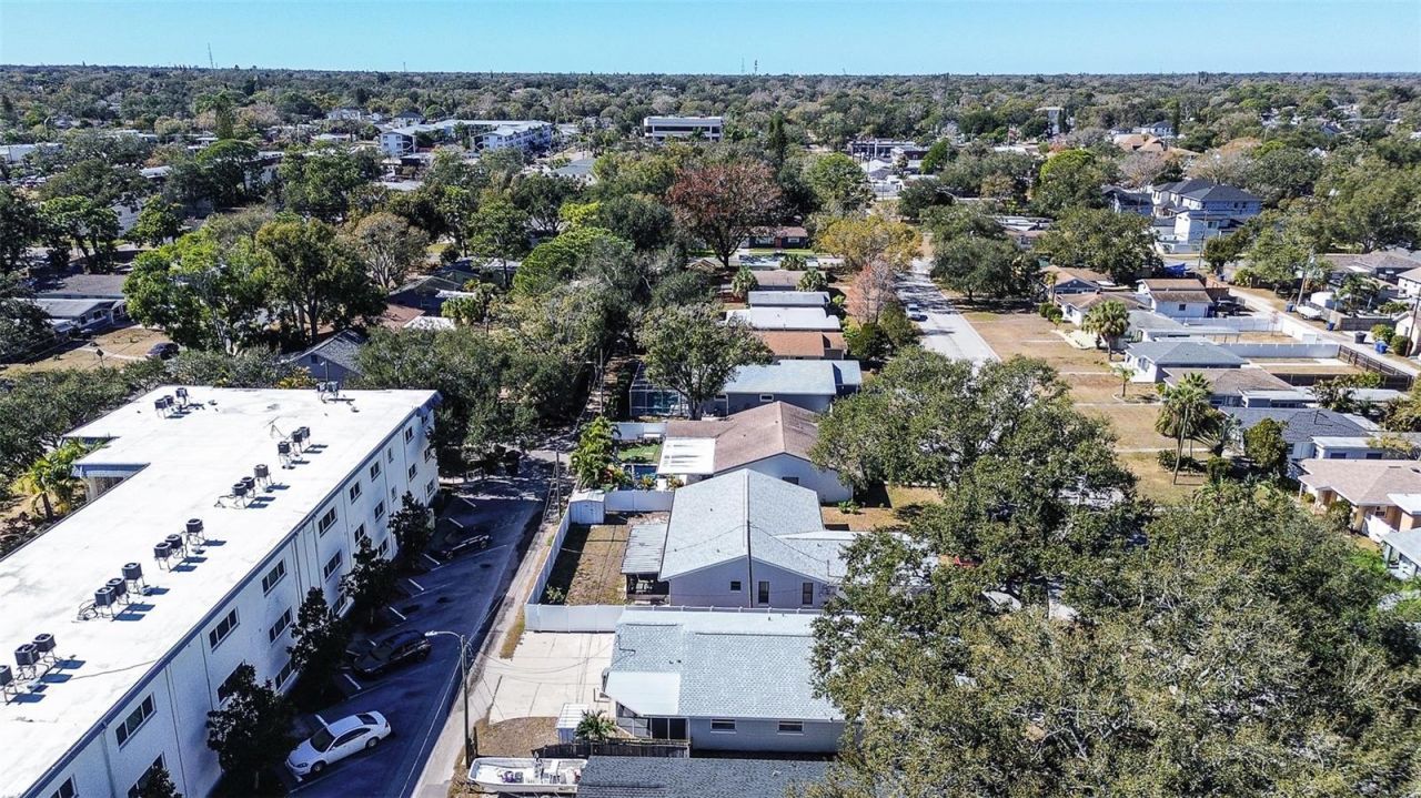 130 42nd Avenue N, Saint Petersburg, FL 33703 Photo