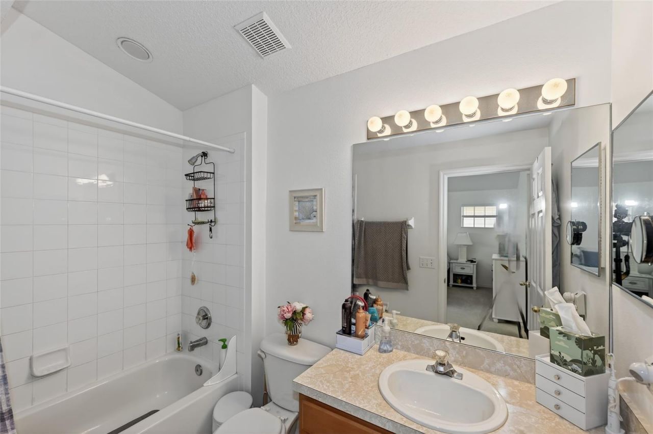 6418 Rosefinch Court, Unit 201, Lakewood Ranch, FL 34202 Photo