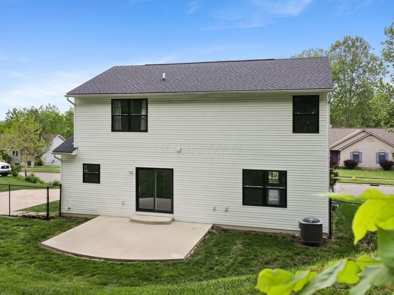 1285 Bluejack Lane, Heath, OH 43056 Photo 3