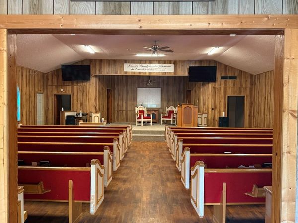 461 6th , Healdton, OK 73438