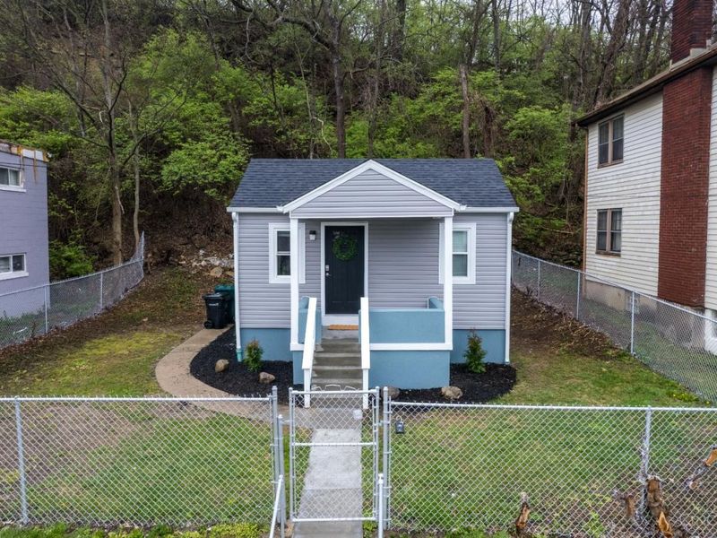 2117 Highland Avenue, Cincinnati, OH 45219 Photo 4