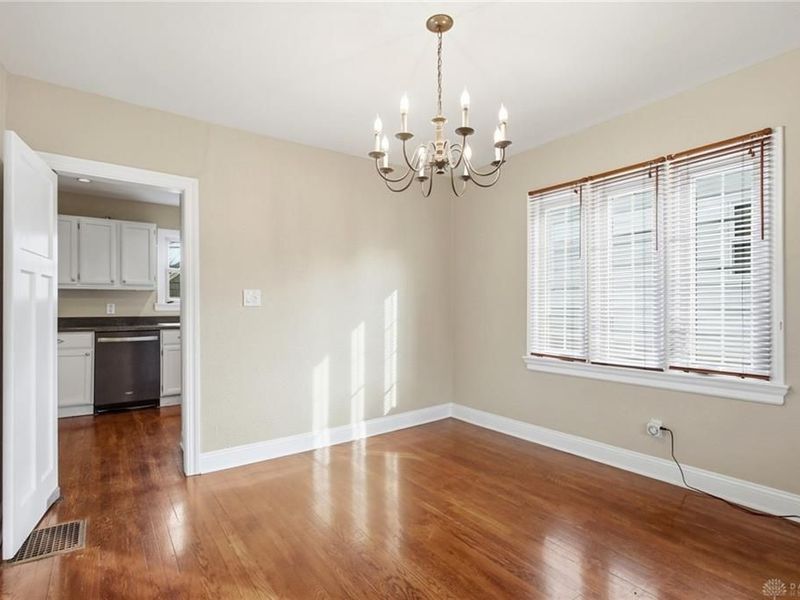 663 Broad Boulevard, Dayton, OH 45419 Photo 8