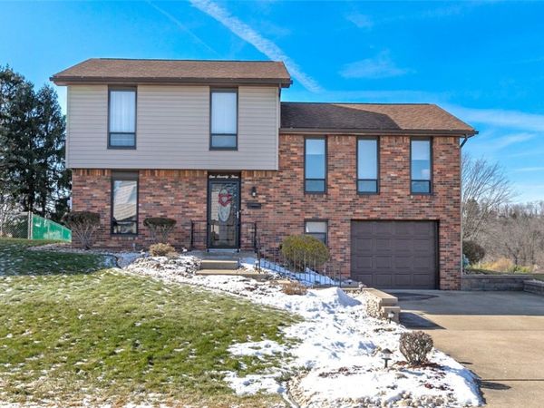 173 Maryellen Drive, North Versailles, PA 15137