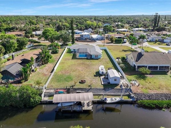 20580 Park PL, ESTERO, FL 33928