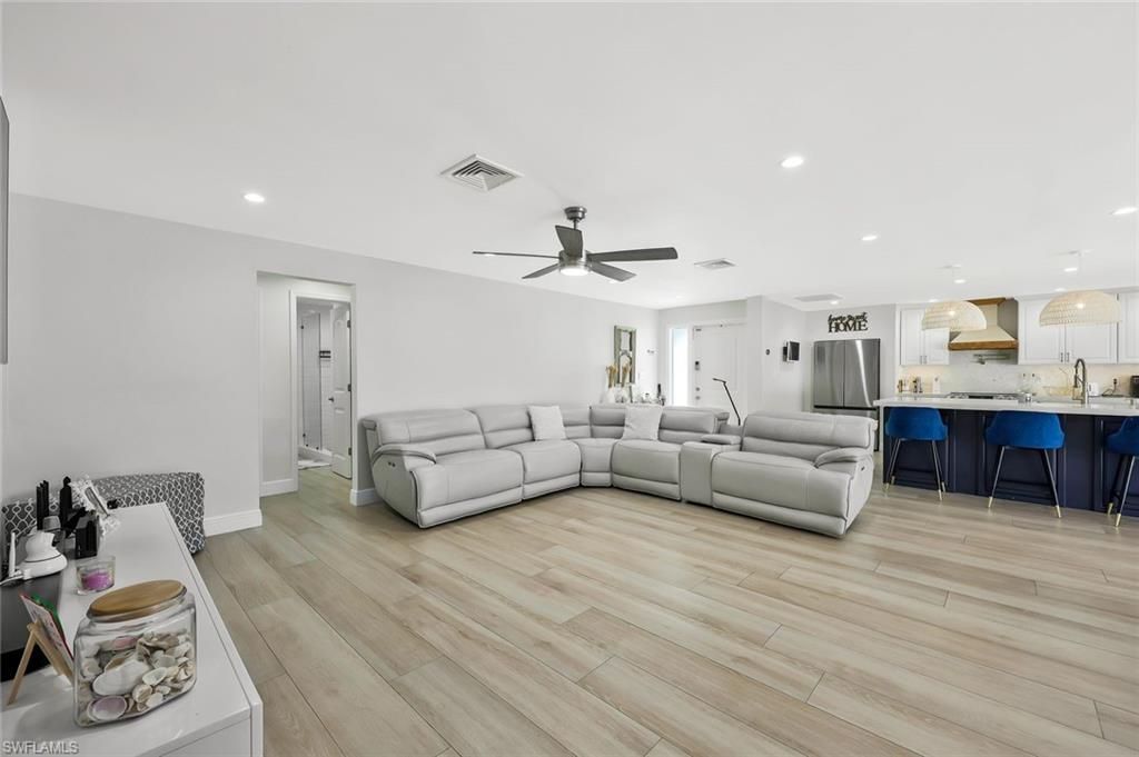 20580 Park Pl, Estero, FL 33928 Photo